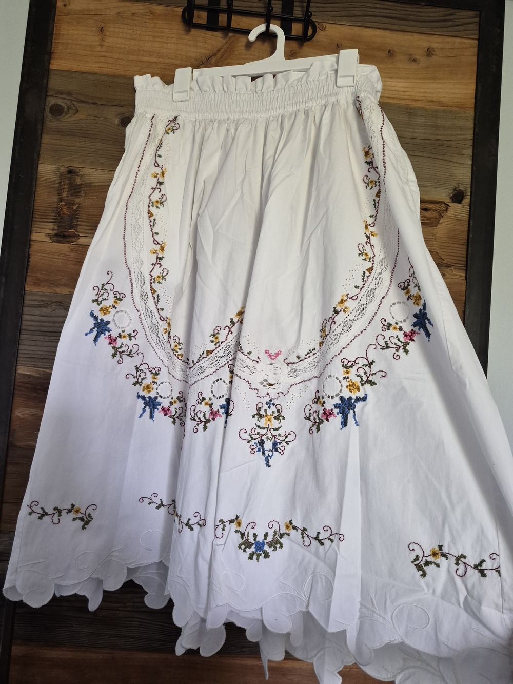 Anthropologie Embroidered Culottes Size Large - Picture 8 of 11